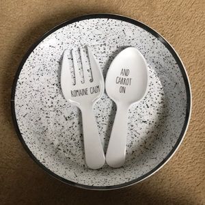 Rae Dunn salad bowl set